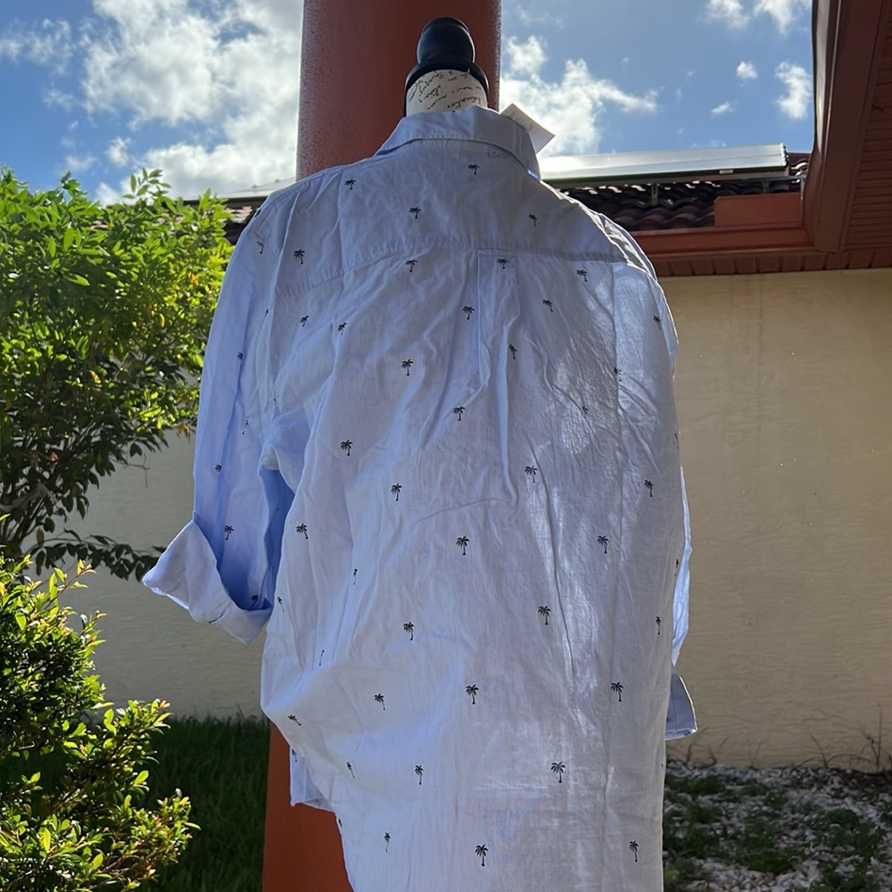 Button down shirt - Picture 3 of 3